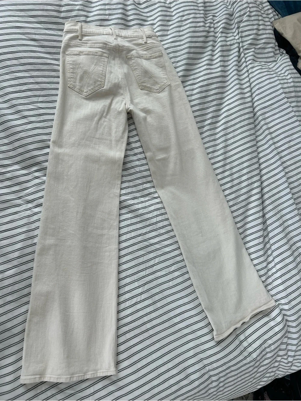 MOTHER Hustler Roller Heel Jeans in Act Natural